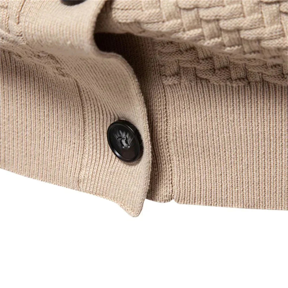 RIBETE | Cárdigan cálido para hombre con cuello en V