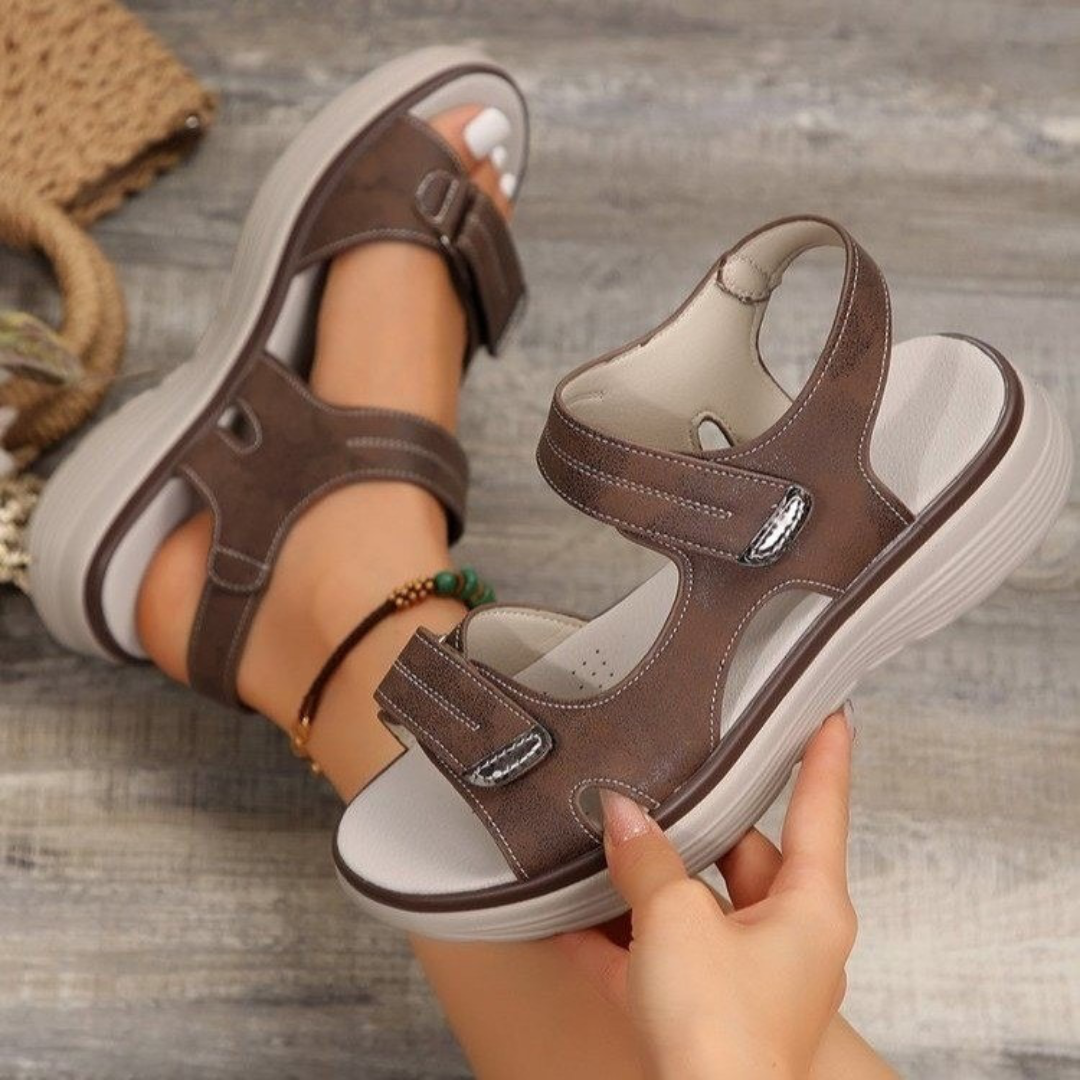 CRISTINA | Sandalias ajustables cómodas