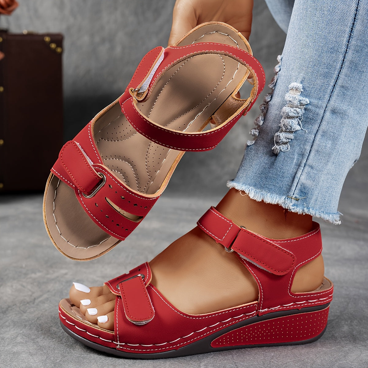 BRISA | Sandalias cómodas de tiras ajustables - Rojo