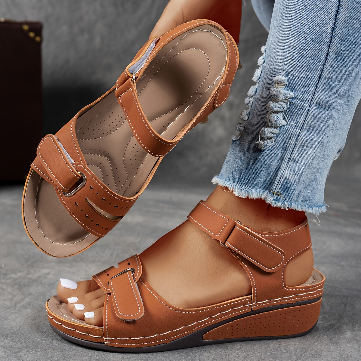 BRISA | Sandalias cómodas de tiras ajustables - Marrón