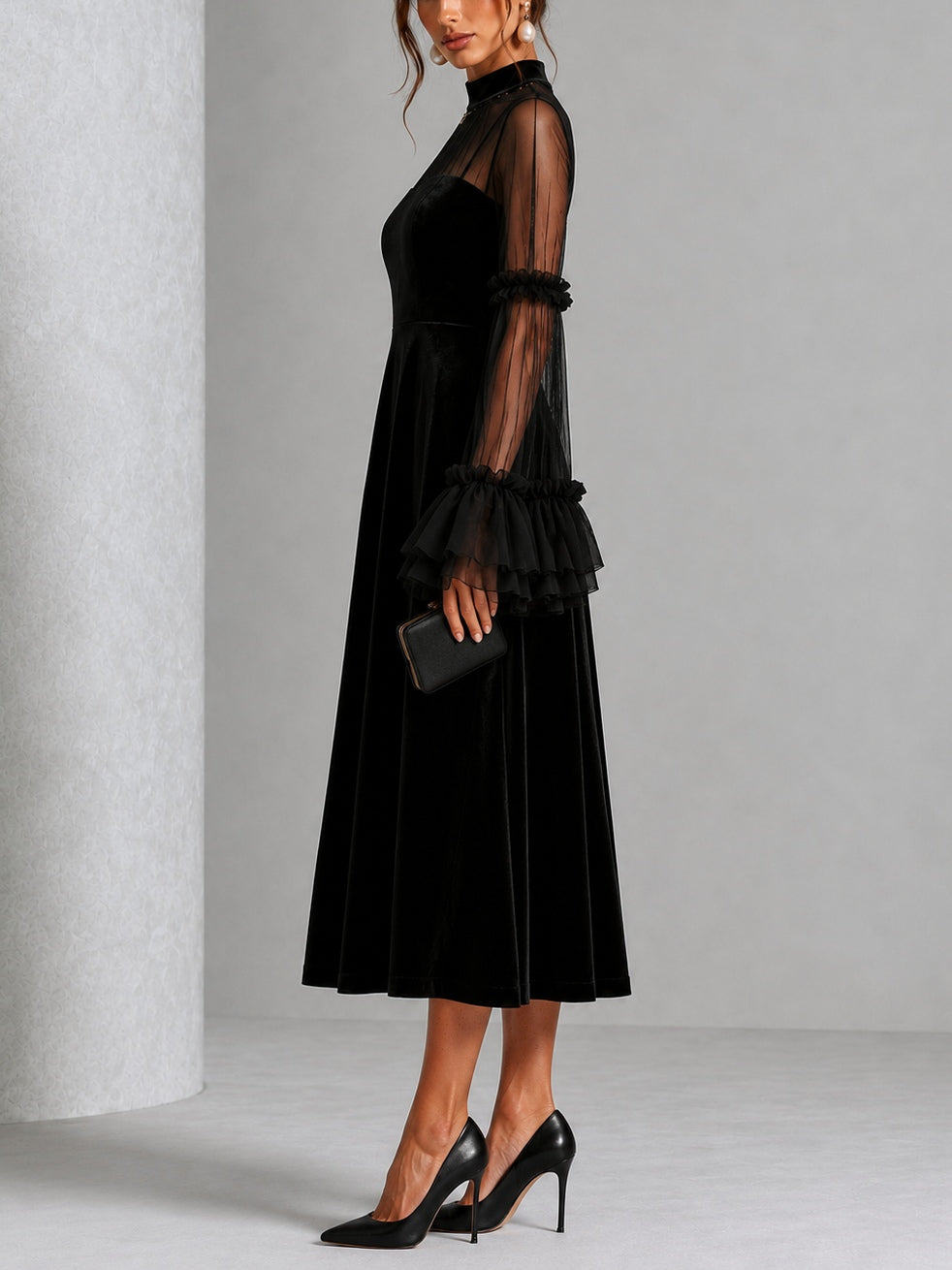 STEFANIA | Vestido Midi Plisado de Terciopelo Negro y Malla Transparente