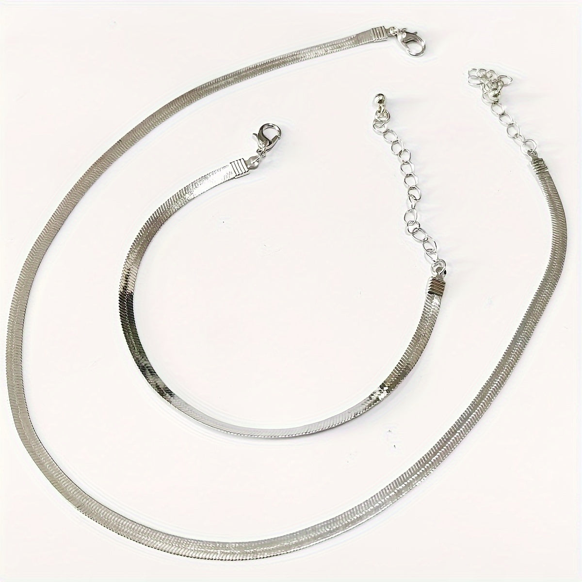 HELENE – Conjunto minimalista, elegante y atemporal