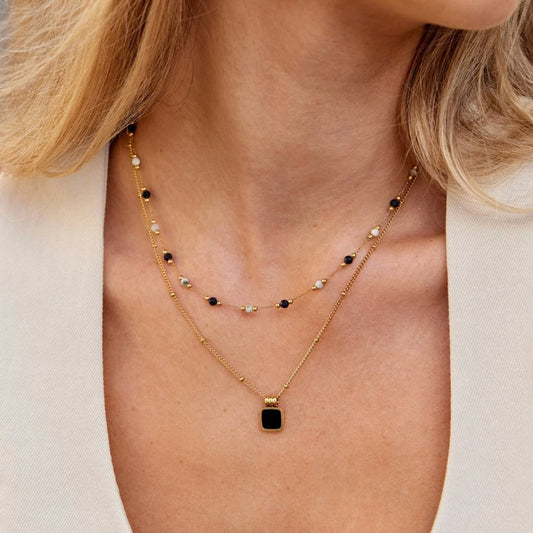 Collar elegante de doble vuelta