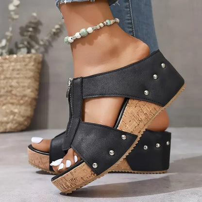 KIARA | Sandalias de cuña con estilo